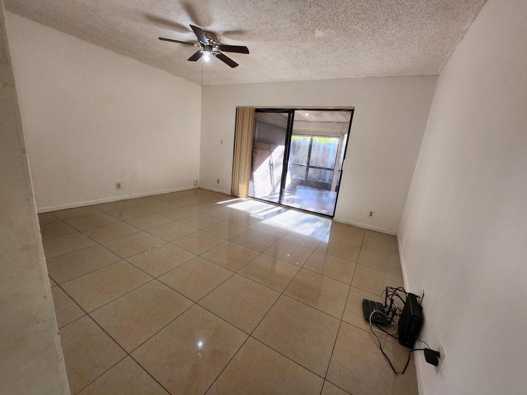 903 Nw 79th Terrace - Photo 10