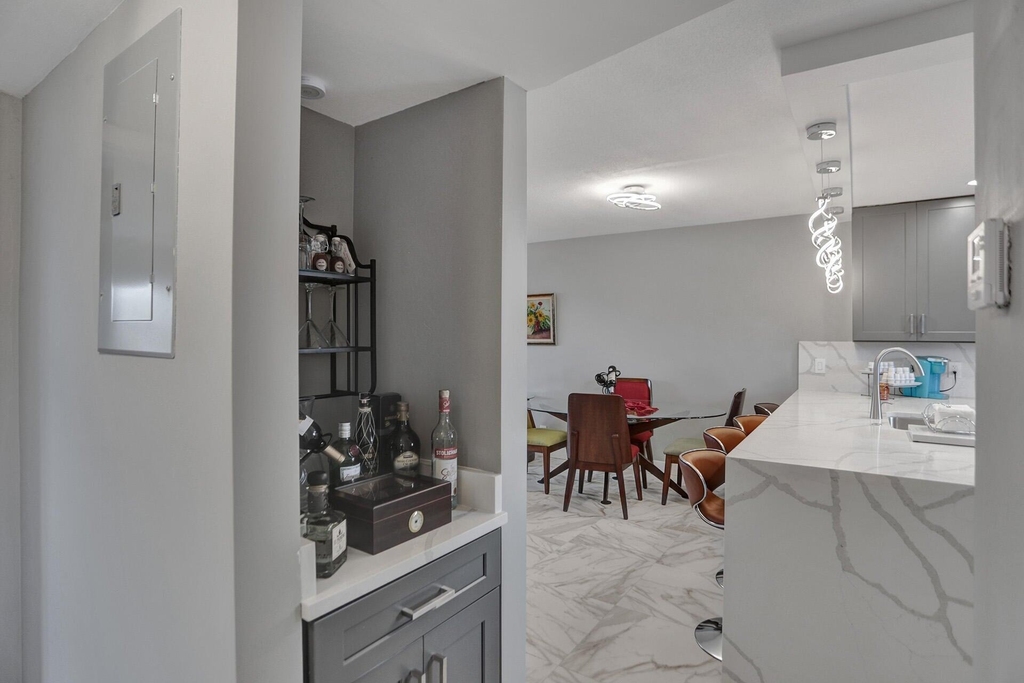 130 Ne 26th Avenue - Photo 15