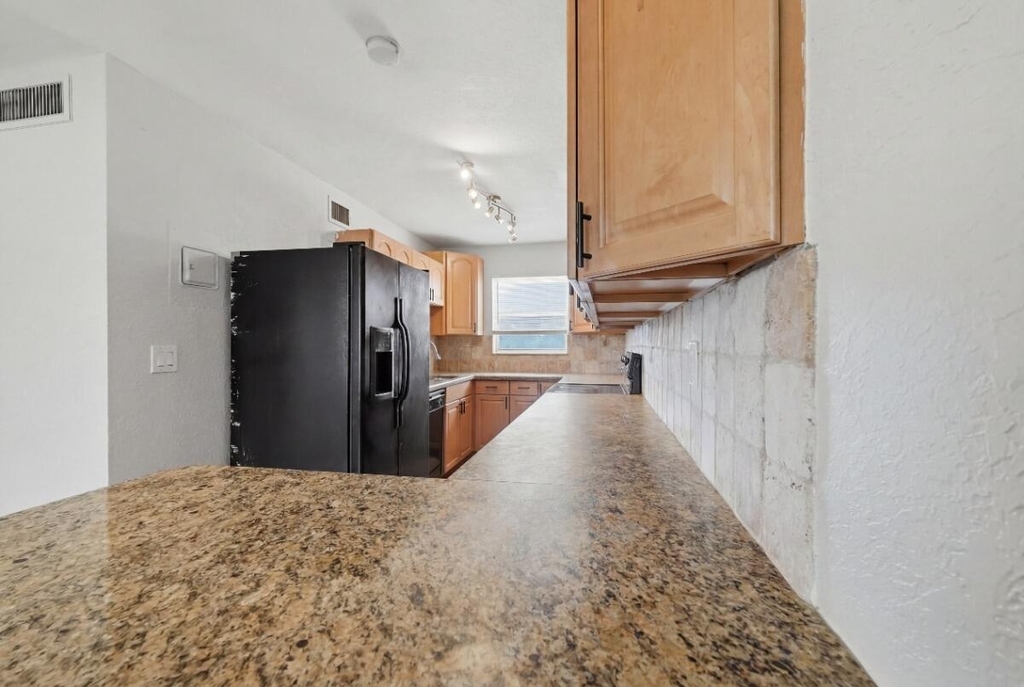 6191 Sw 37th Street - Photo 7