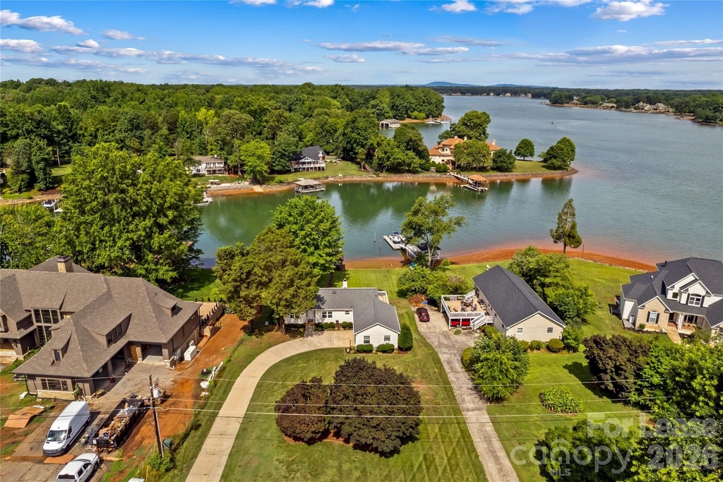 147 Bain Lane - Photo 0