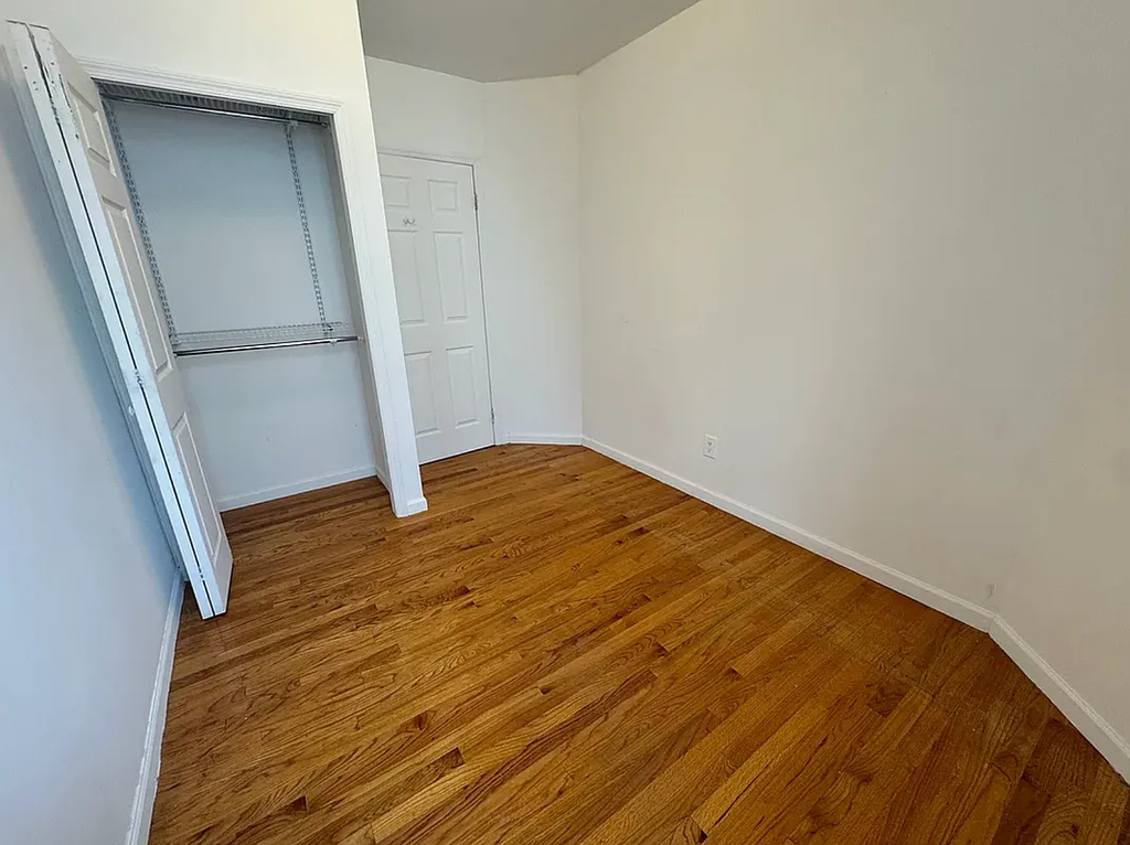 214 1st Avenue - Photo 2