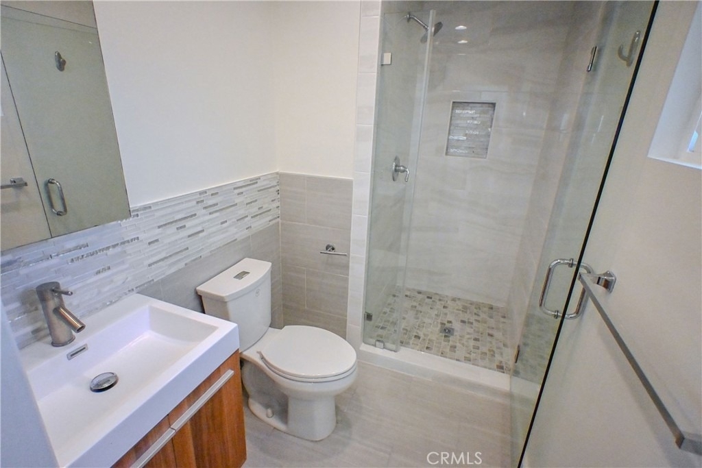 22411 Anza - Photo 15
