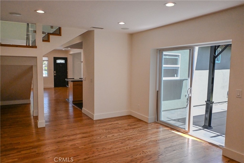 22411 Anza - Photo 5