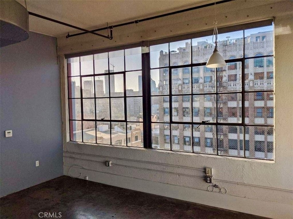 315 E 8th Street - Photo 27