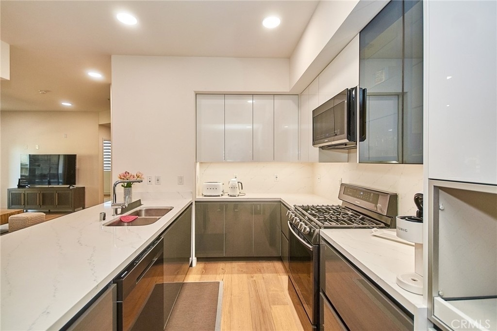 820 S Wilton - Photo 12