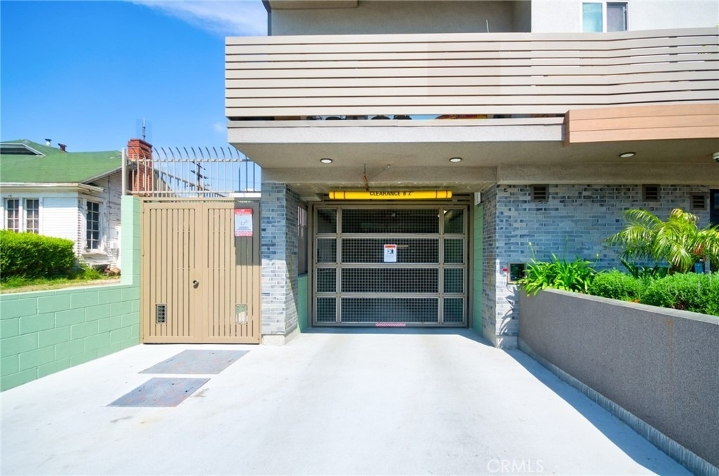 820 S Wilton - Photo 3