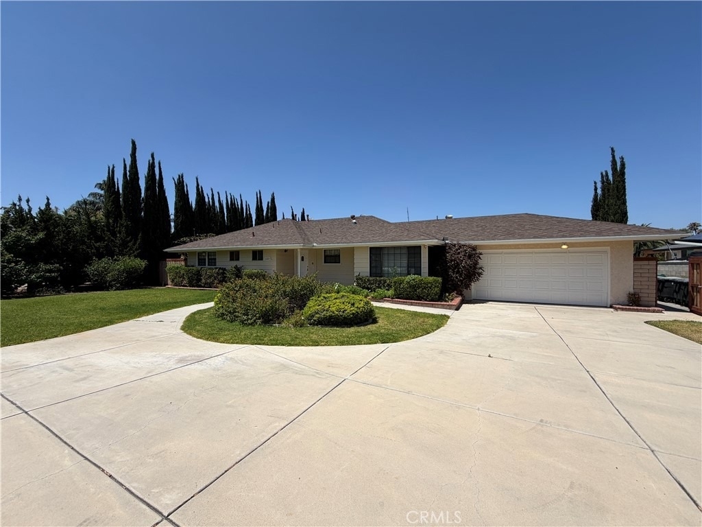 2680 N Canal Street - Photo 0
