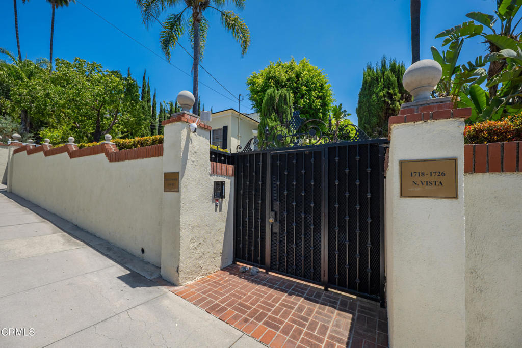 1720 N Vista Street - Photo 36