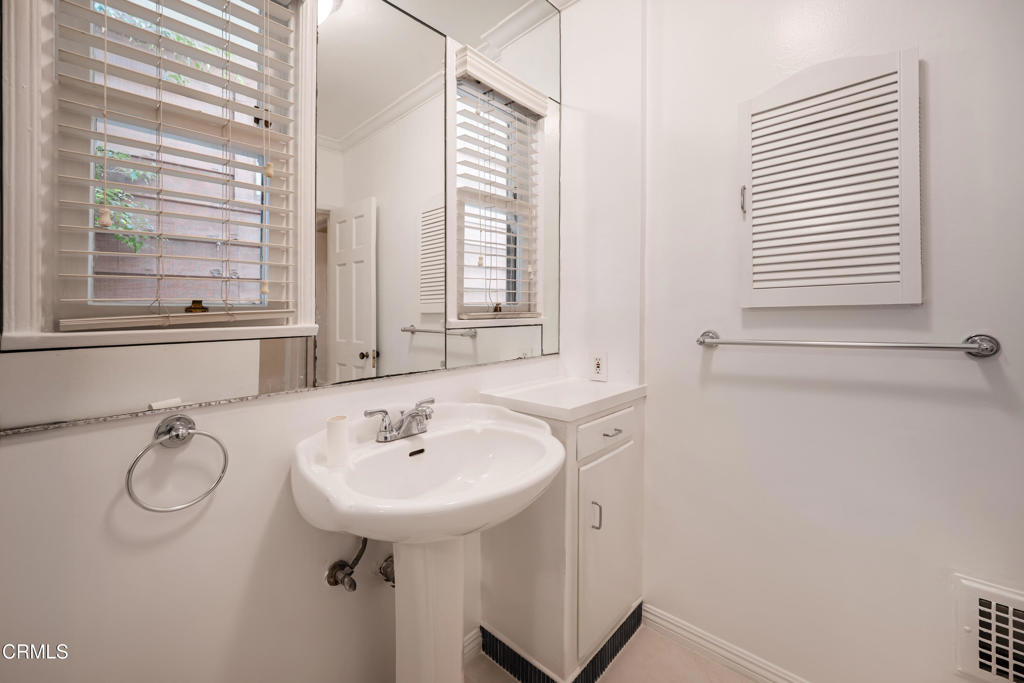 1720 N Vista Street - Photo 26