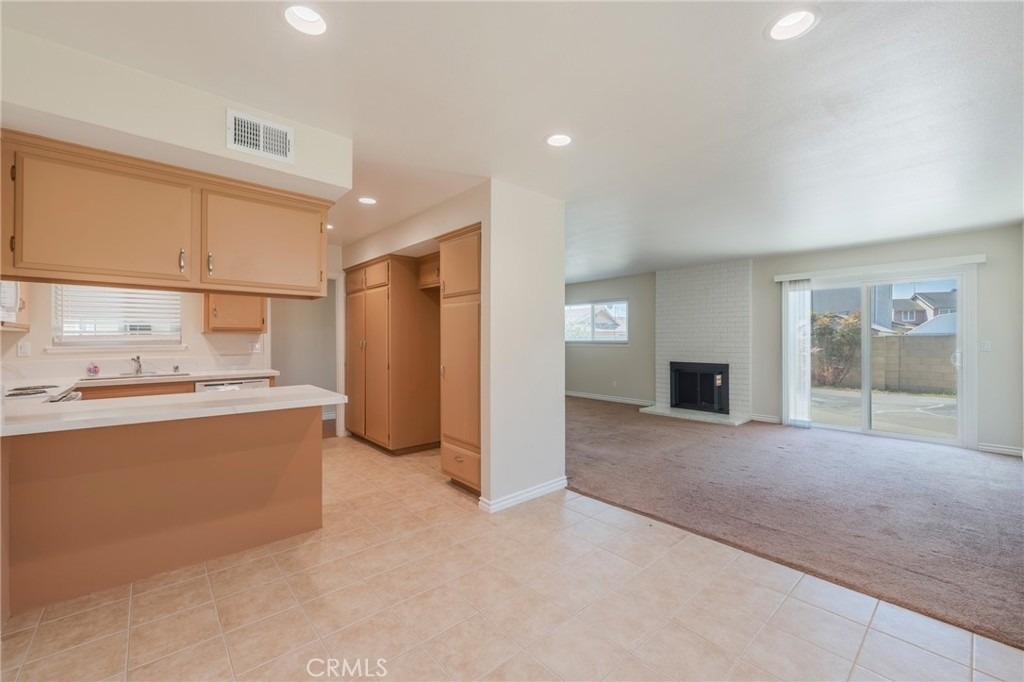 9230 Larkspur - Photo 2