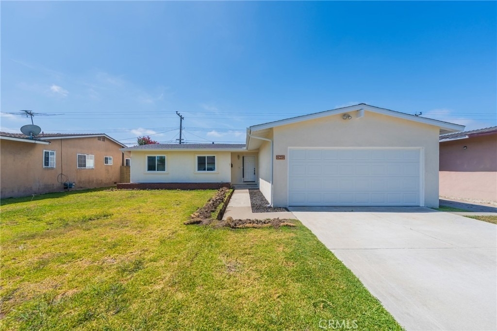 9230 Larkspur - Photo 0