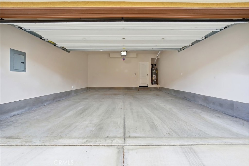 37 Roycroft - Photo 38