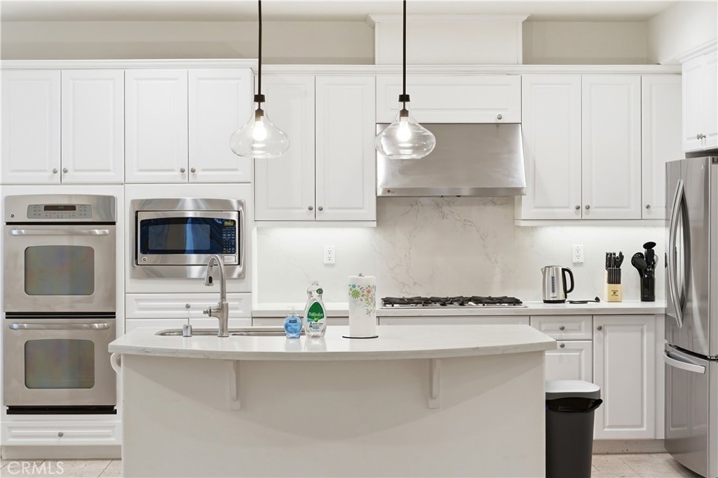 37 Roycroft - Photo 14