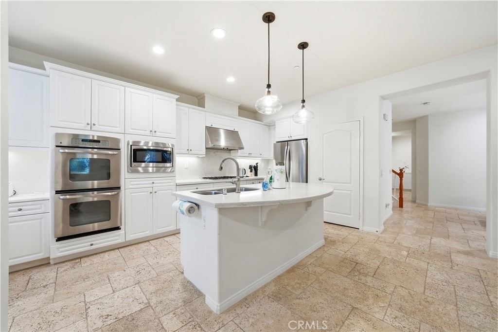 37 Roycroft - Photo 10