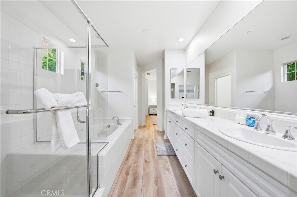 37 Roycroft - Photo 28