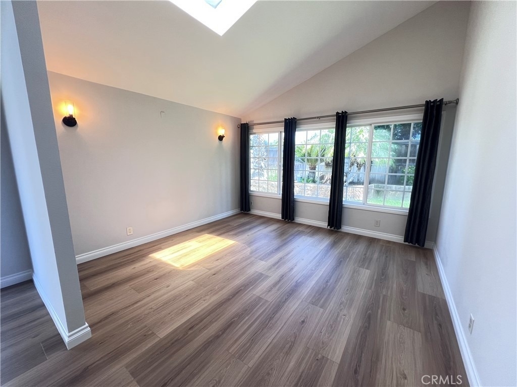 17712 Manchester Avenue - Photo 2
