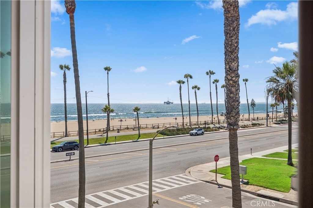 1516 Pacific Coast Highway - Photo 13