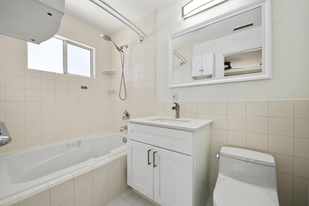 3419 Flora Vista Avenue - Photo 13