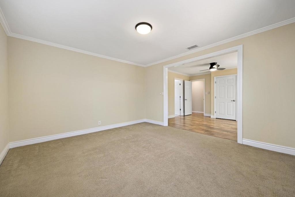 3419 Flora Vista Avenue - Photo 8
