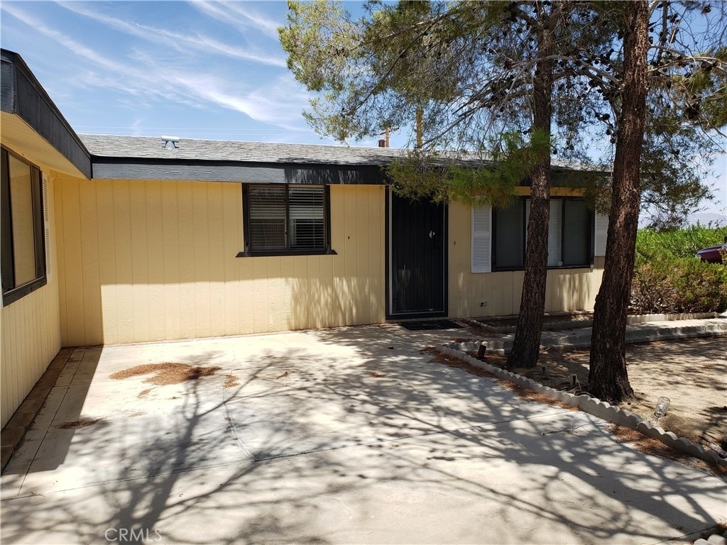 74976 Aladdin Drive - Photo 0