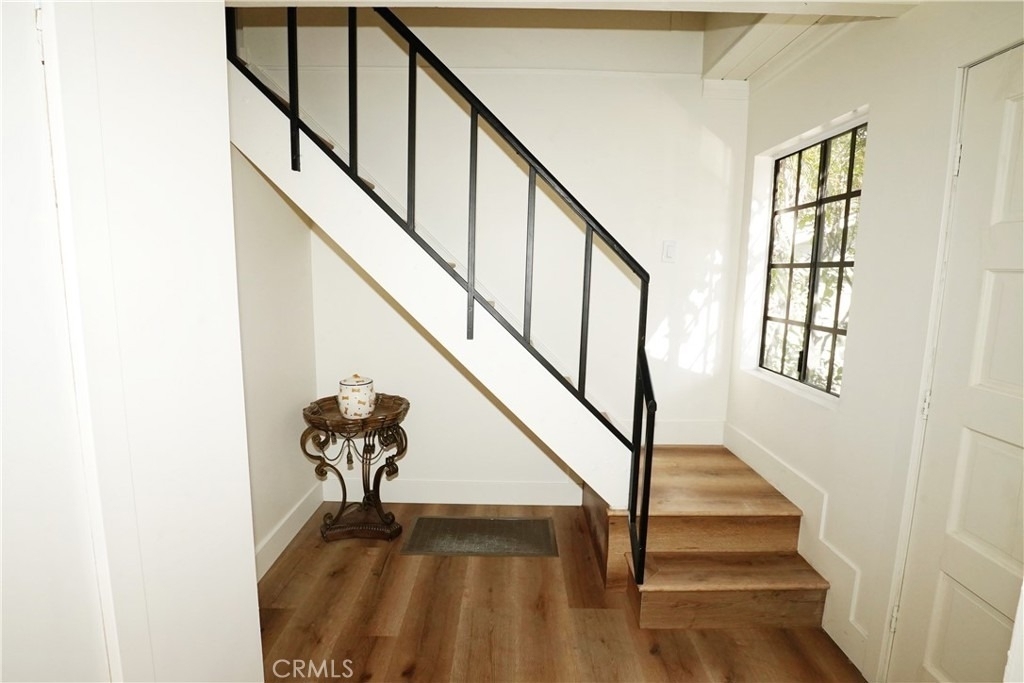2615 Manhattan - Photo 12