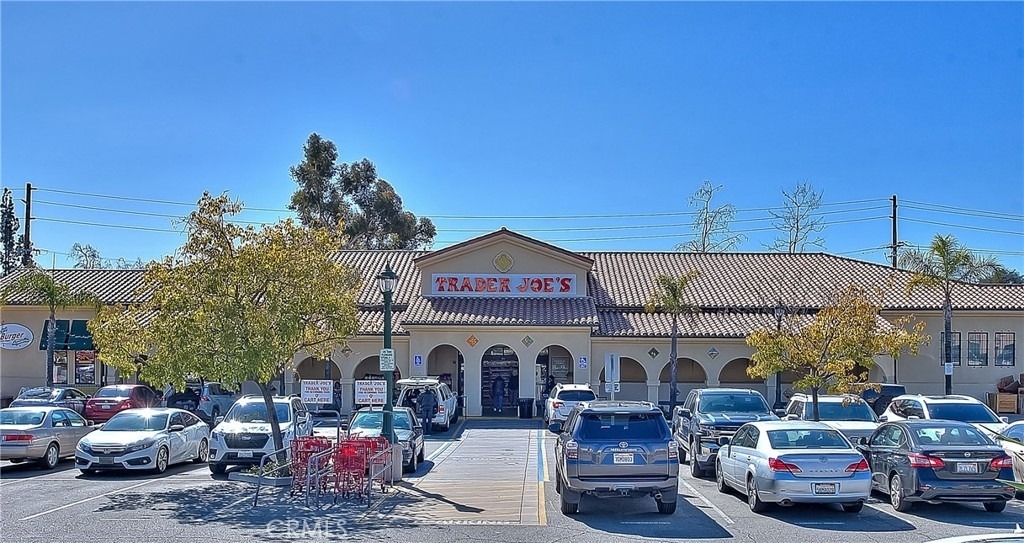 501 W Foothill Boulevard - Photo 17