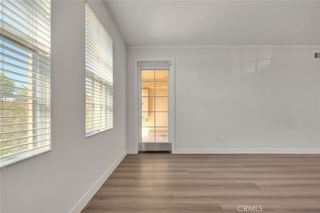 501 W Foothill Boulevard - Photo 12