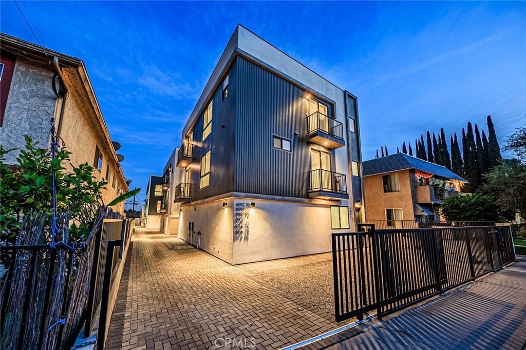 6094 La Prada - Photo 0