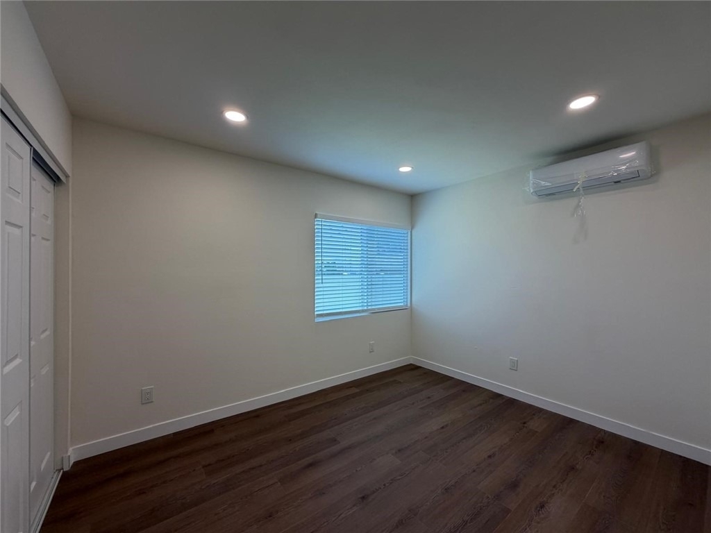 920 W Olive Avenue - Photo 7
