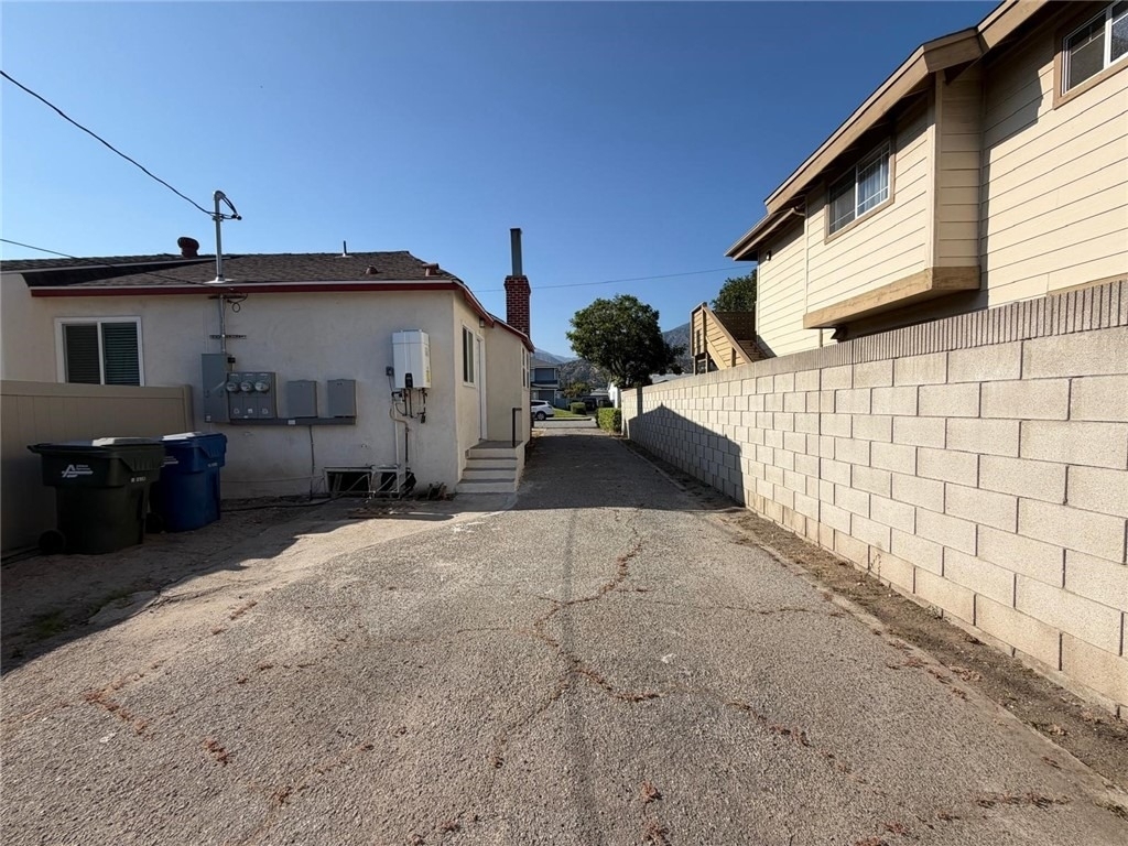 920 W Olive Avenue - Photo 12