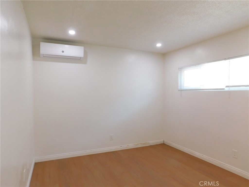 920 W Olive Avenue - Photo 9