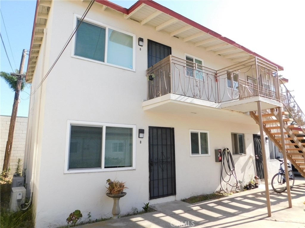 920 W Olive Avenue - Photo 1