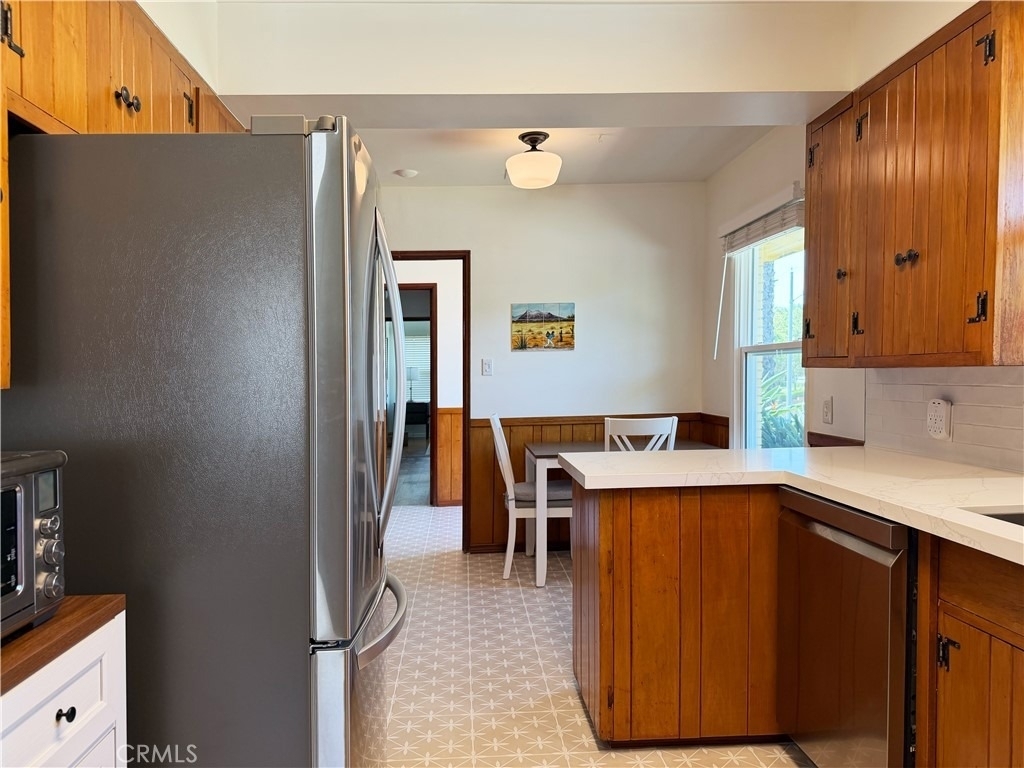 416 Drake Road - Photo 5