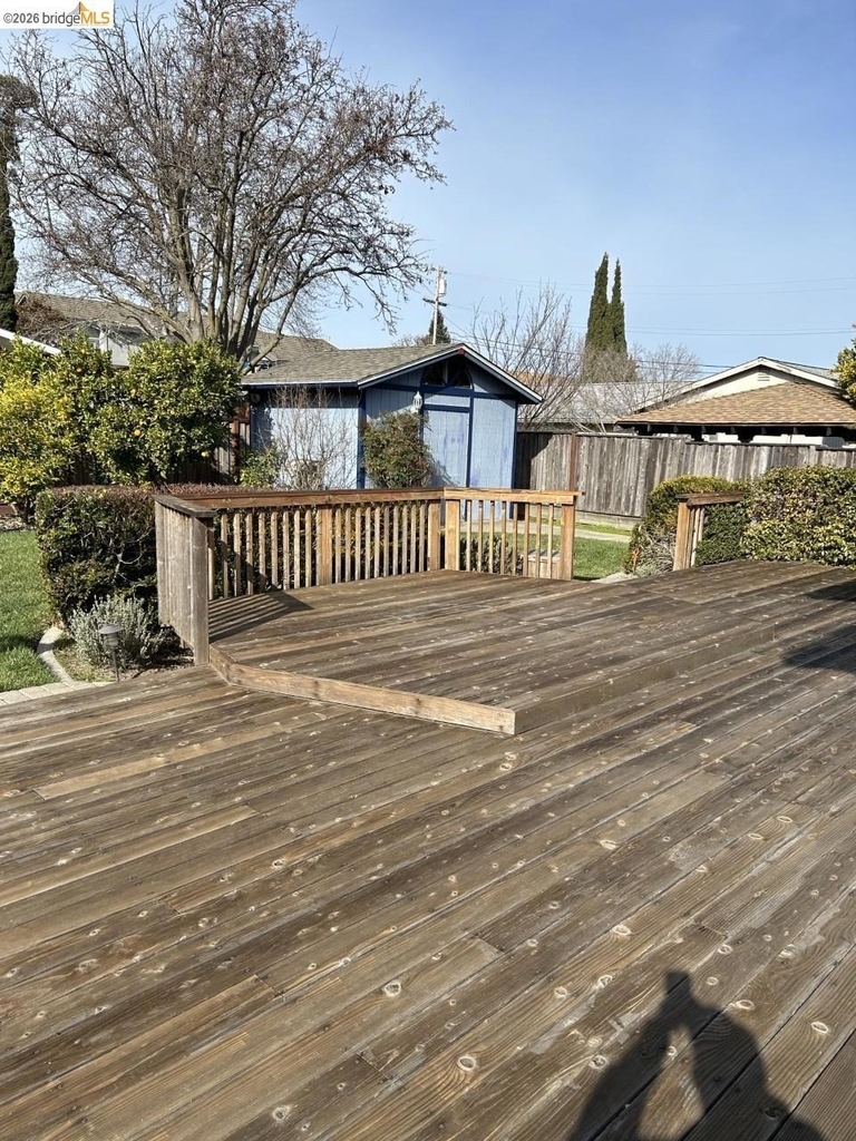 1850 Primrose Ln - Photo 21