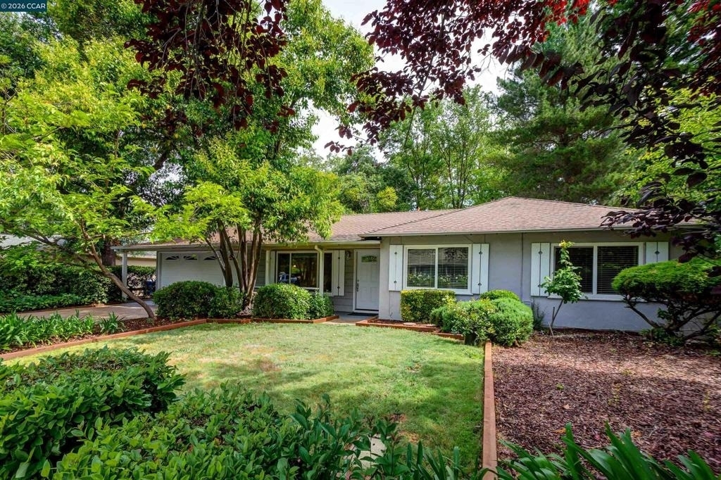 378 Verona Ave - Photo 1