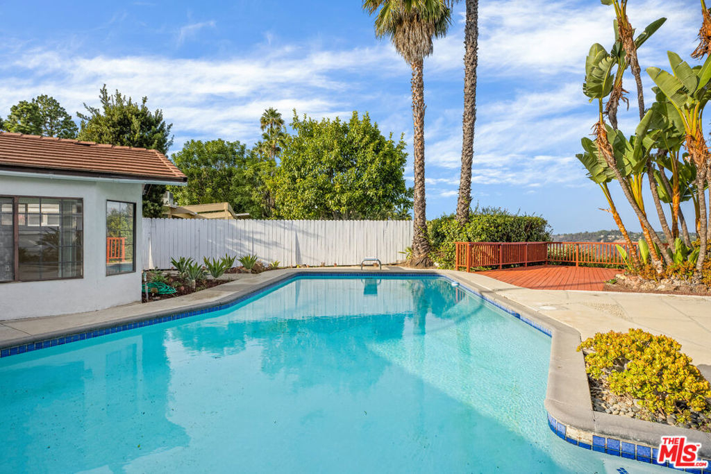 2254 Stradella Road - Photo 25