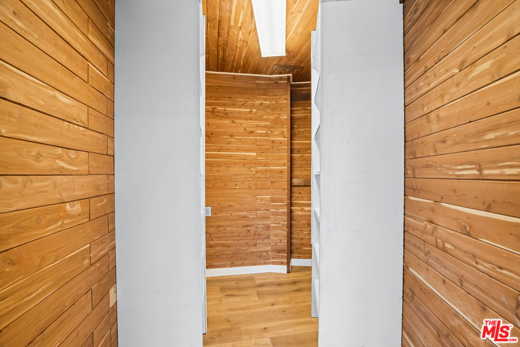 2254 Stradella Road - Photo 10