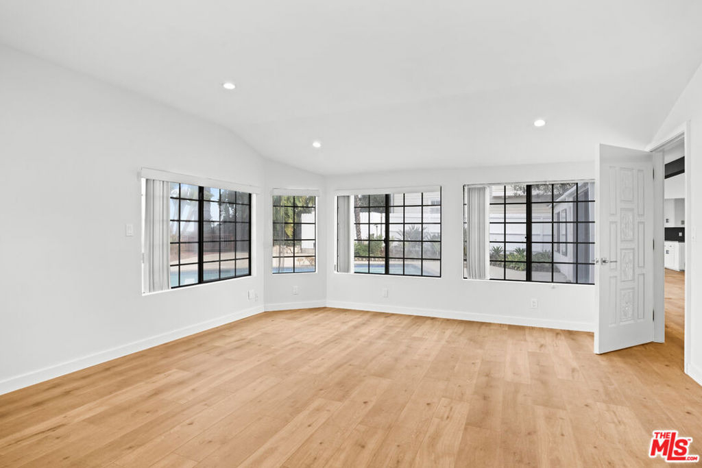 2254 Stradella Road - Photo 12