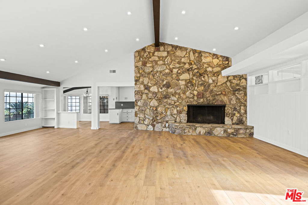 2254 Stradella Road - Photo 5