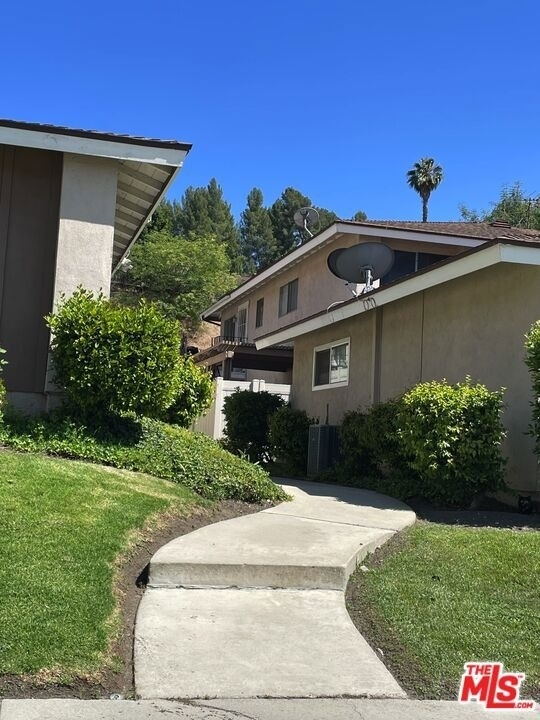 23410 Sunset Crossing Road - Photo 0