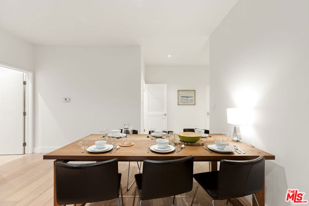 1818 Thayer Avenue - Photo 30