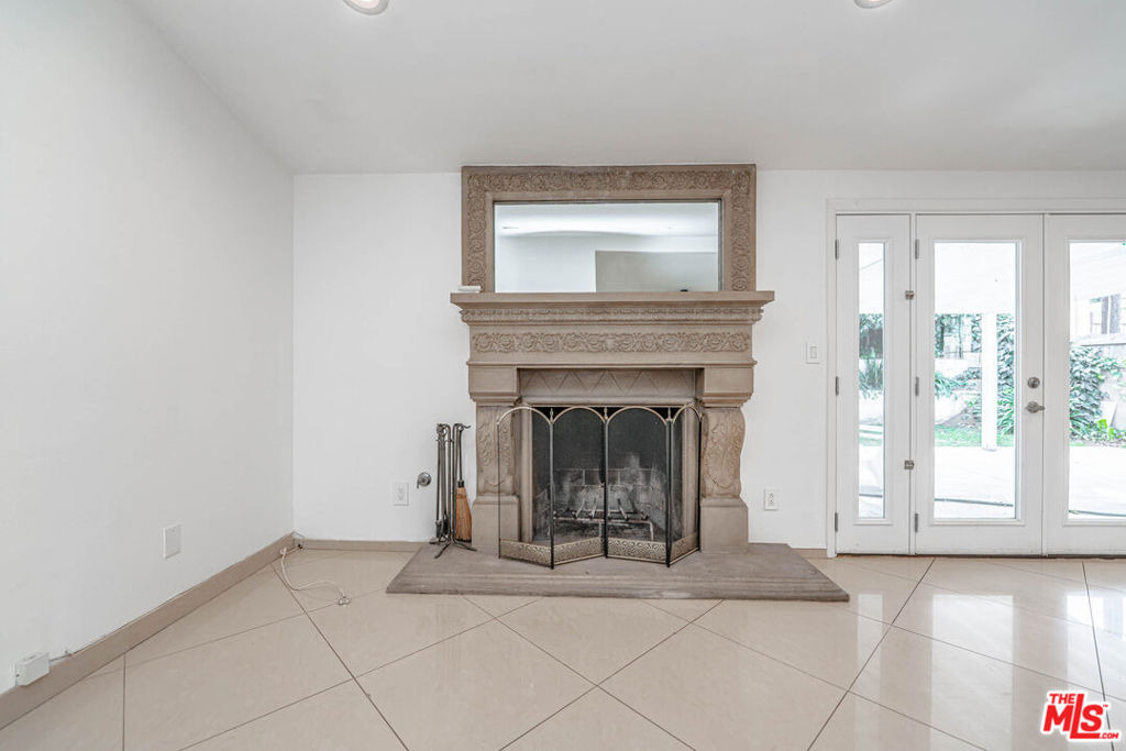 20746 Clarendon Street - Photo 20