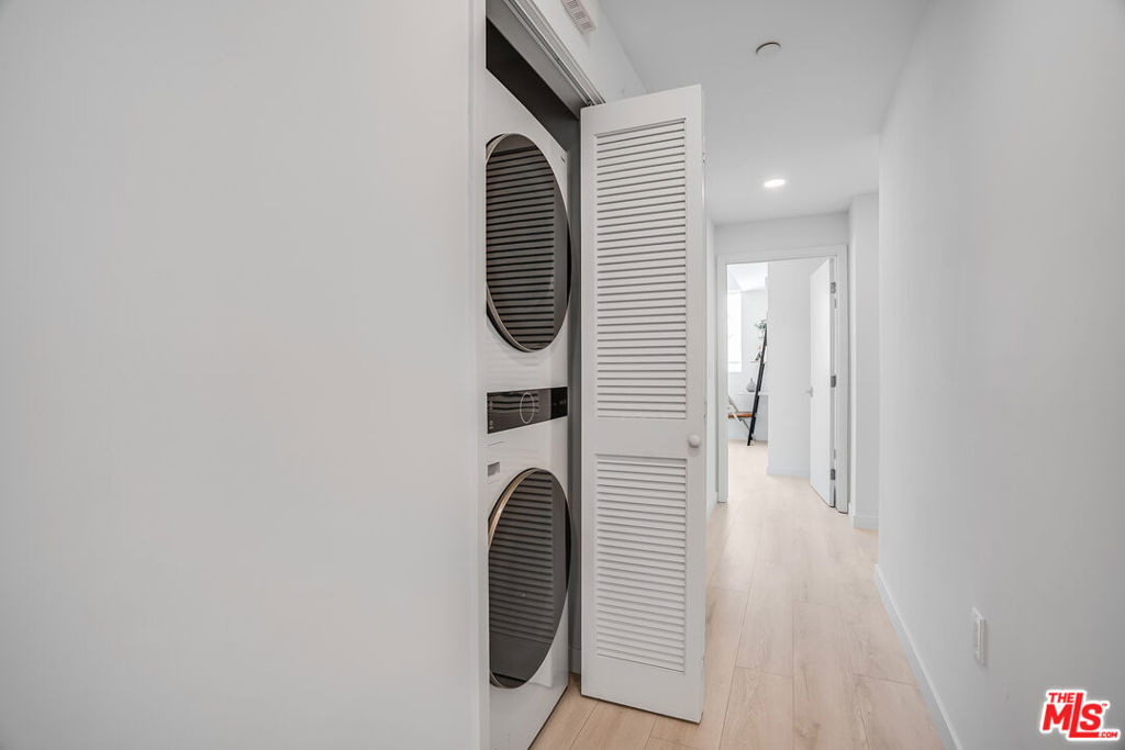 1021 S Shenandoah Street - Photo 14
