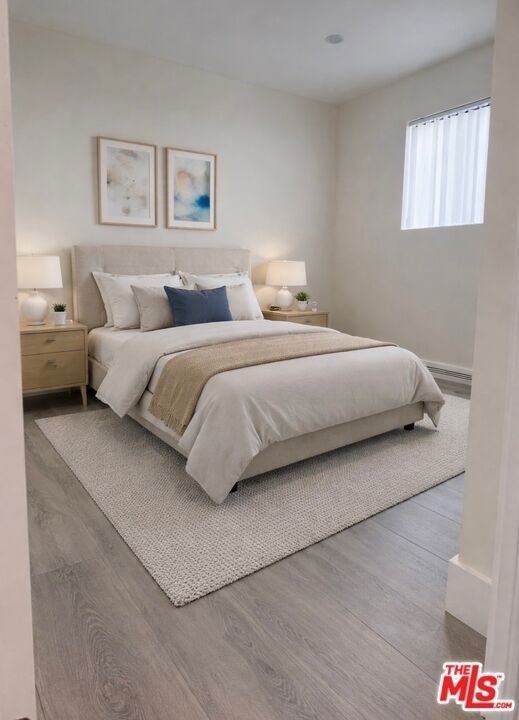 142 S Normandie Avenue - Photo 2