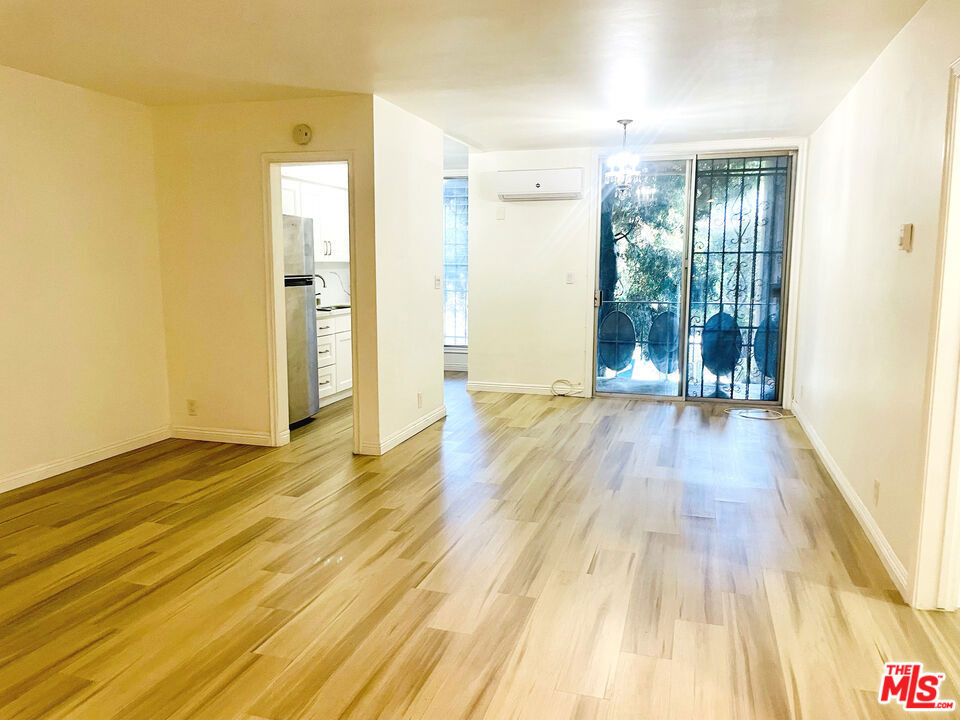 4255 W 5th Street - Photo 1