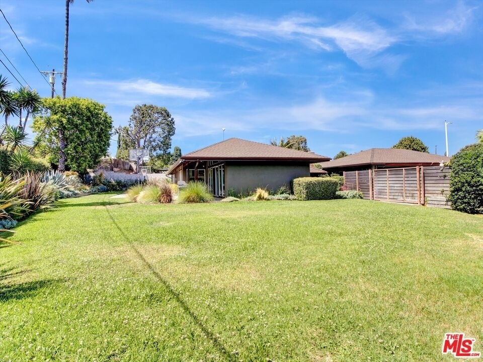 6763 Radlock Avenue - Photo 48