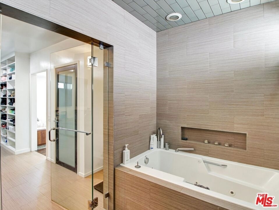 6763 Radlock Avenue - Photo 36