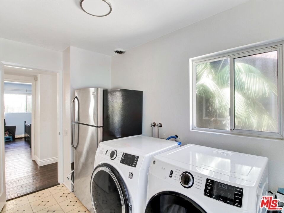 6763 Radlock Avenue - Photo 18
