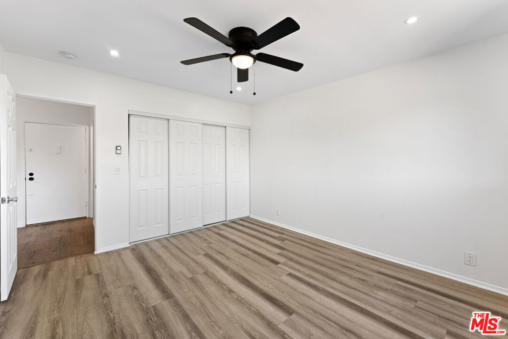 5870 Benner Street - Photo 9