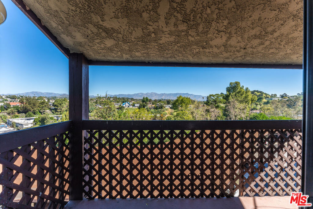 5870 Benner Street - Photo 18